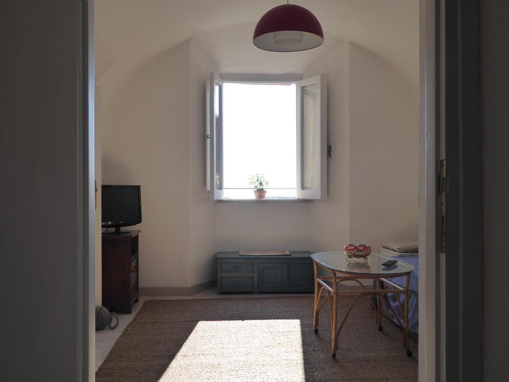Torrione San Giovanni II แตร์ราชินา ภายนอก รูปภาพ