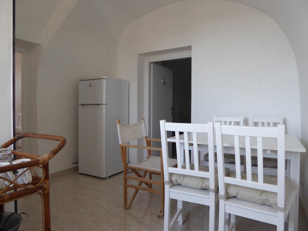 Torrione San Giovanni II แตร์ราชินา ภายนอก รูปภาพ