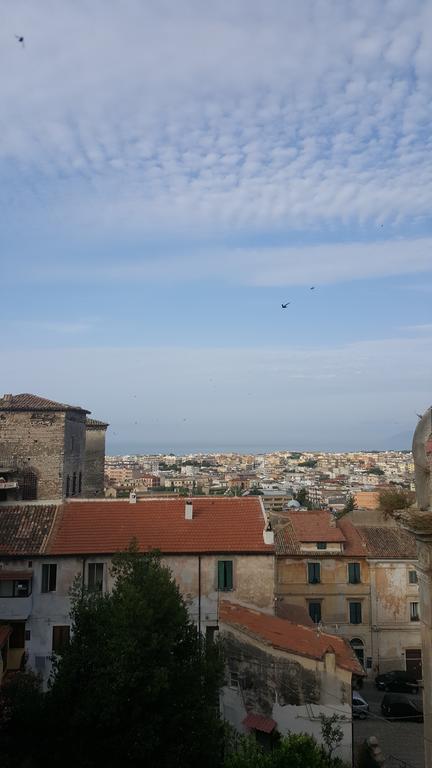 Torrione San Giovanni II แตร์ราชินา ภายนอก รูปภาพ